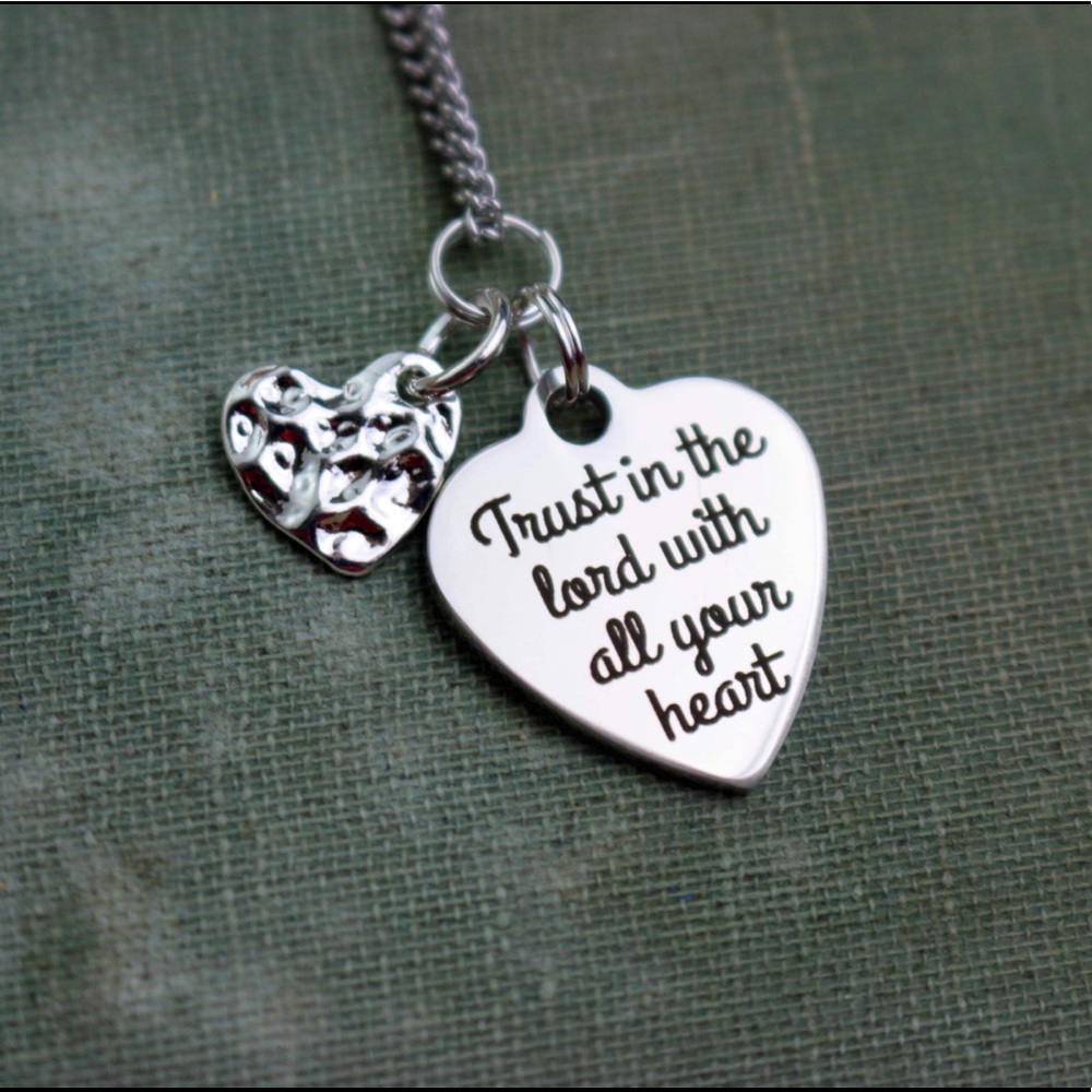 NWT Stainless Steel Trust In The Lord Necklace
